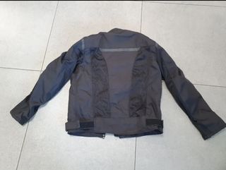  Chaqueta moto nueva talla 50