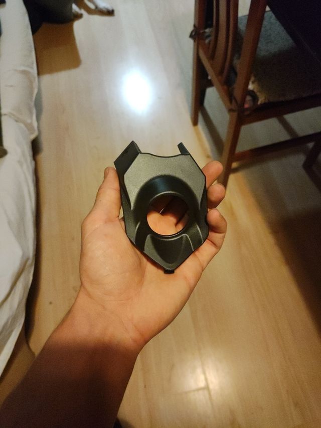 Embellecedor llave arranque Keeway RKF