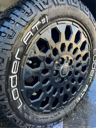 Limpiallantas vehiculos APEX DETAILING