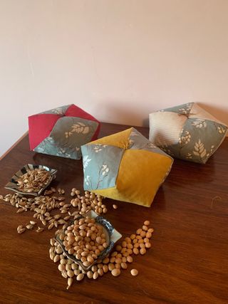 Cuscini scaldabili con noccioli di ciliegia