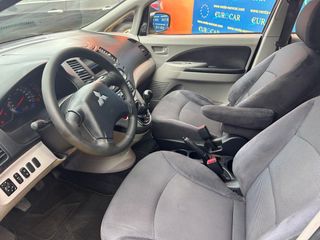 Mitsubishi Grandis 2.0 CRDI