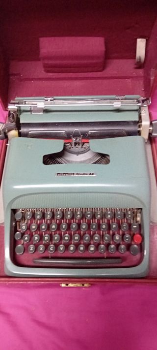 Maquina antigua de escribir vintage