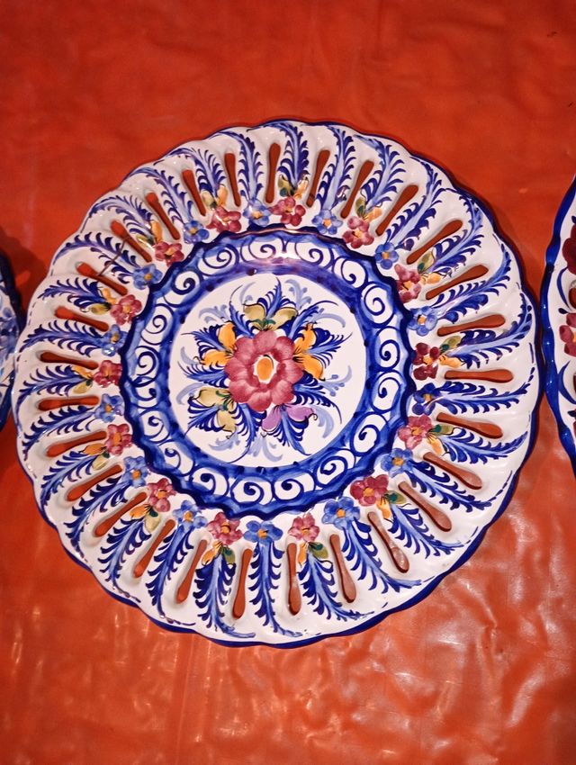 Platos de cerámica portuguesa