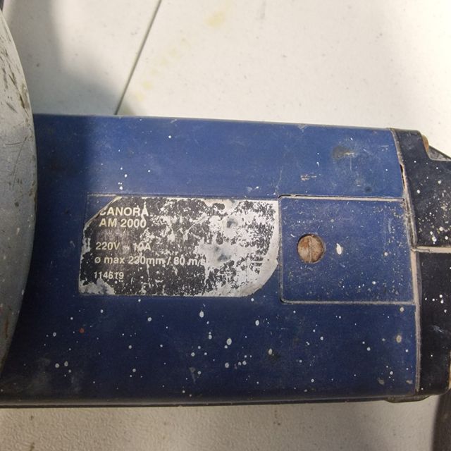 Amoladora 230mm