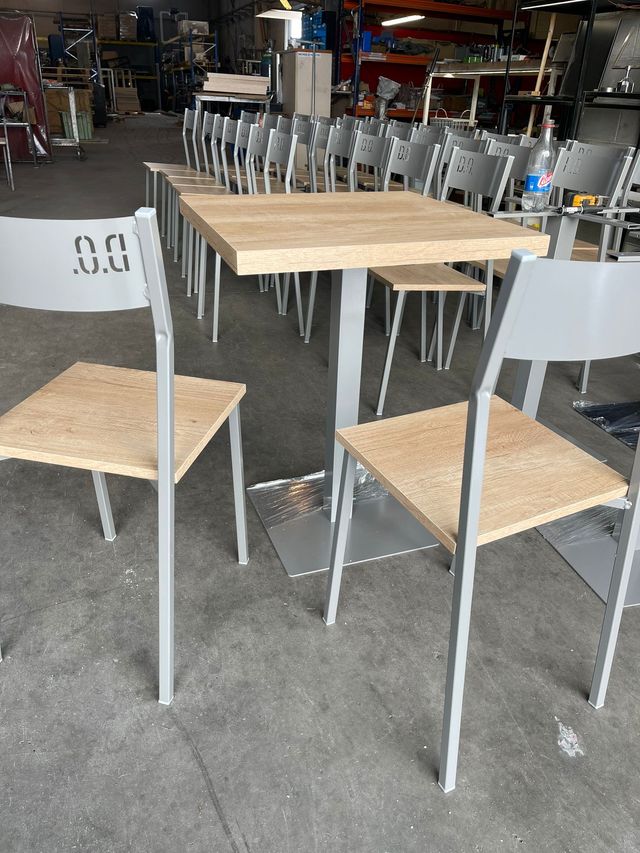 Mesas y sillas para restaurante