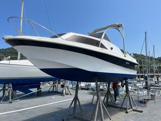 Embarcacion  barco lancha family four 550