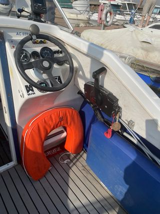 Embarcacion  barco lancha family four 550