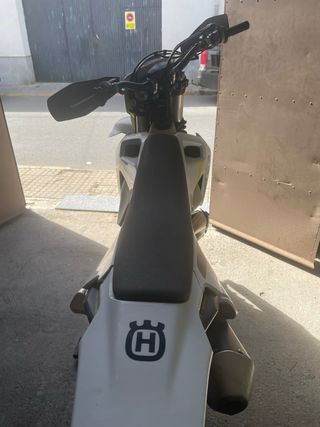 Moto husqvarna 250 tpi
