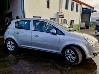 Despiece Opel corsa  1.3 cdti año 2010