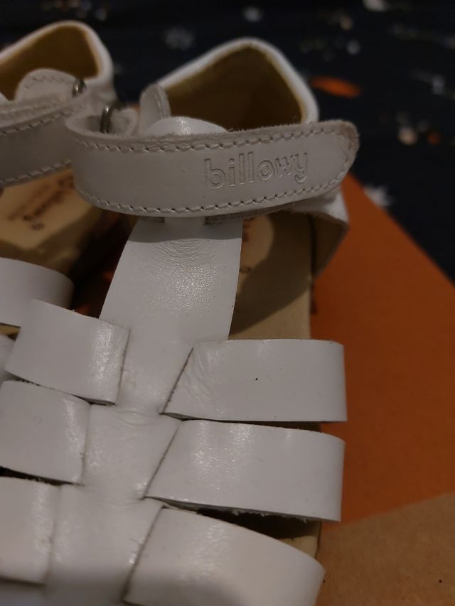 Sandalias de piel. Cangrejeras