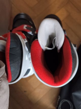 Patines sobre hielo para niño (10 FOTOS)