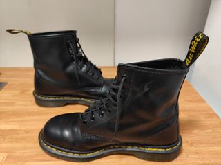 BOTAS DR MARTENS NÚMERO 43