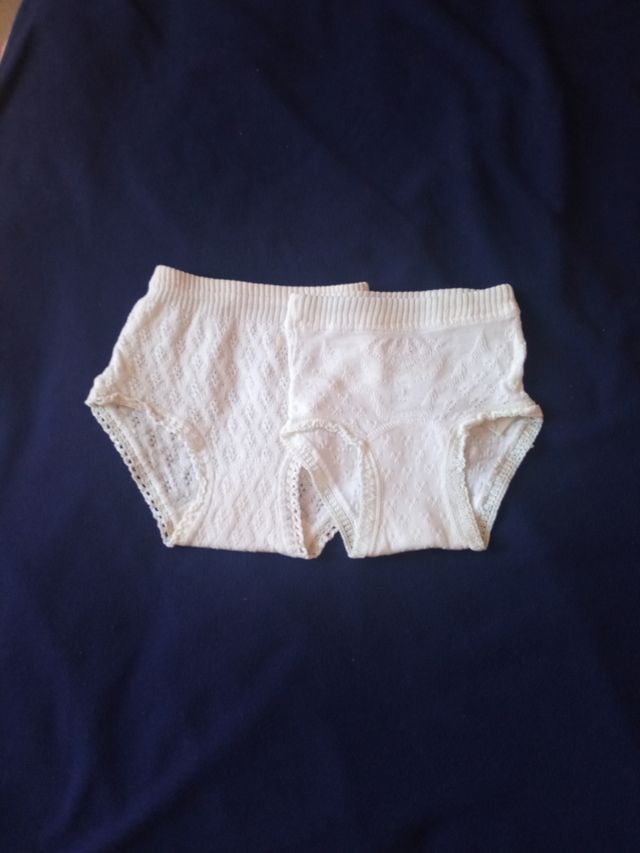 Braguitas niña