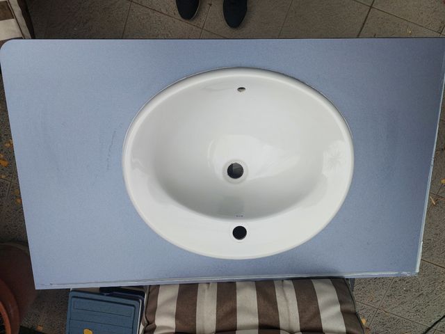 Lavabo Roca y encimera baño