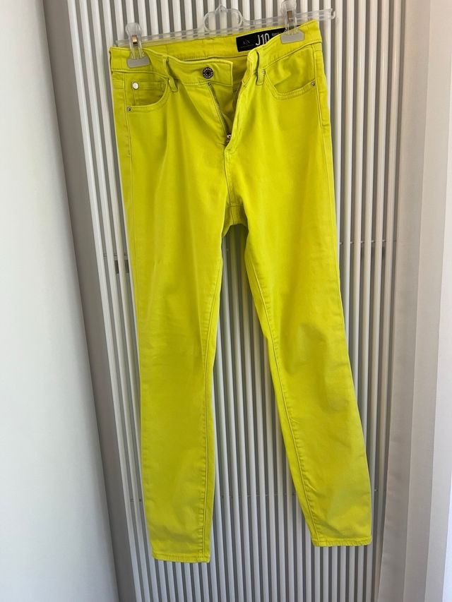 Pantaloni gialli Armani Exchange