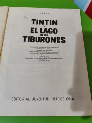 Cómic Tintin y el lago de los tiburones