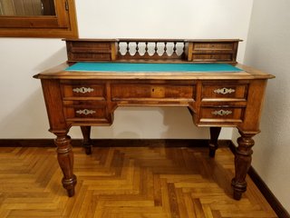 Scrittoio/Scrivania e Sedia antichi