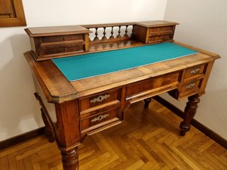 Scrittoio/Scrivania e Sedia antichi