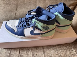 Air Jordan 1 Mid Mystic Navy Mint Foam