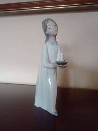FIGURA LLADRO DE PORCELANA