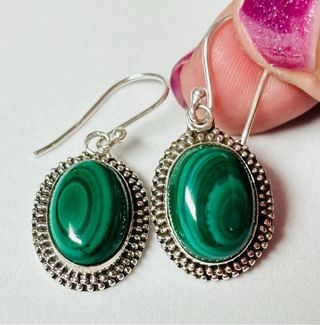 Pendientes con malaquitas en plata de ley 925
