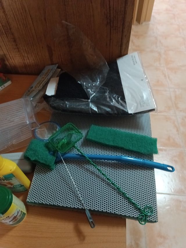 Pecera de 60 litros  O la cambio por Guitarra Clás