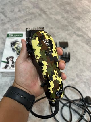 Maquina profissional de cortar pelo a animais