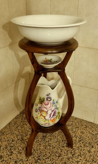 Toilette toeletta antica