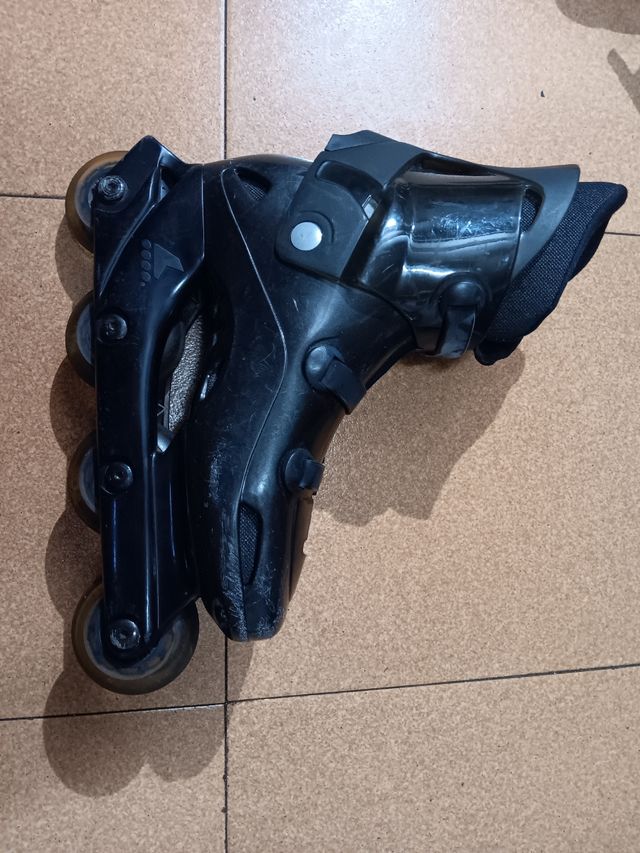 Patines y manoplas Rollerblar