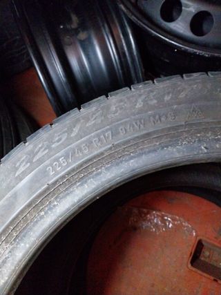 Neumáticos 225/45R17