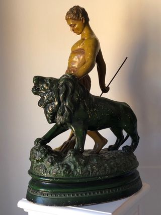 Escultura Hércules arcilla antigua.