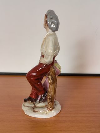 Figura de porcelana "Maletilla" de Salvador Mallol