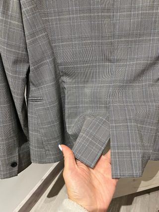 Traje de chaqueta cuadros Zara