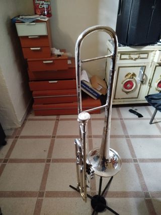 Trombón de pistones cuesnon paris