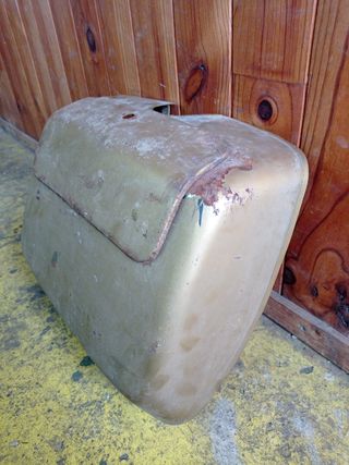 Guantera Vespa gt dorada