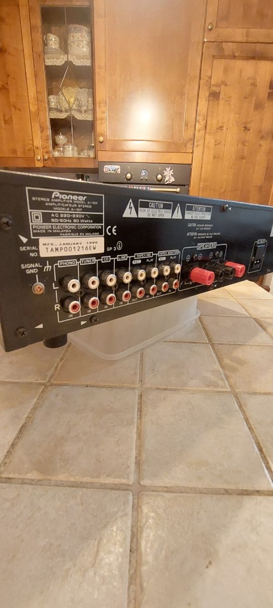 Amplificatore pioneer A-107 40 warr
