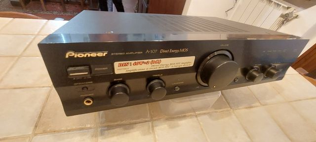 Amplificatore pioneer A-107 40 warr