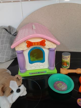 Casita de perro de juguete