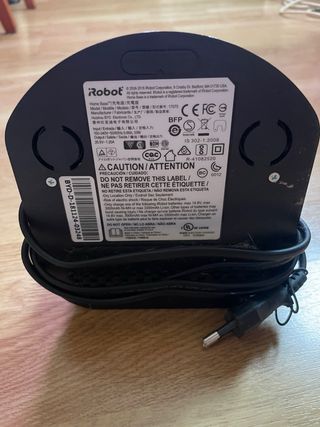 ROBOT ROOMBA 676