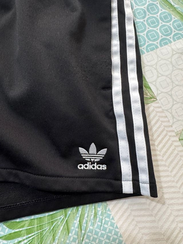 Short Pantalon Corto Adidas