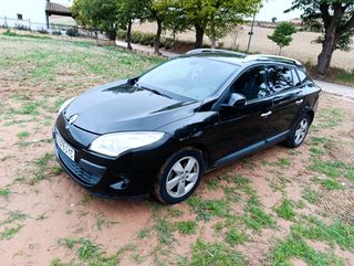 Renault Megane Sport Tourer 1.9 dci 130 dynamique