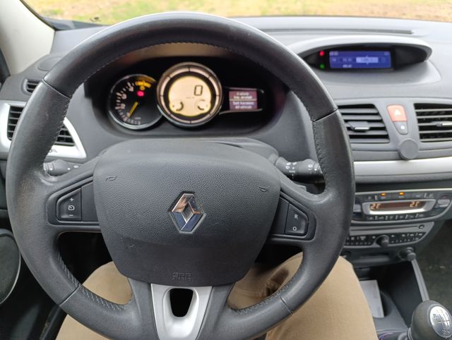 Renault Megane Sport Tourer 1.9 dci 130 dynamique