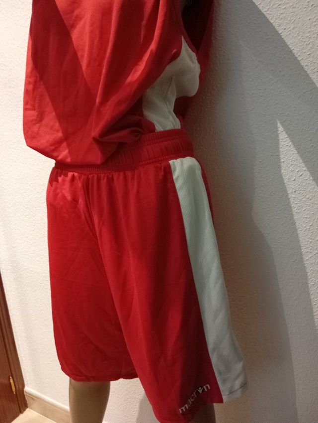 Equipación Baloncesto Nueva 