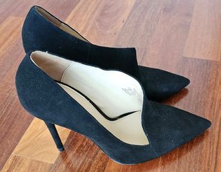 Zapatos negros de tacón
