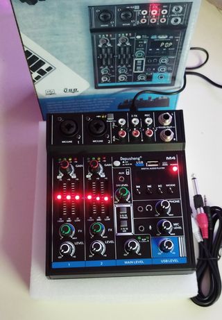 MESA DE MEZCLAS NOTEPAD 4