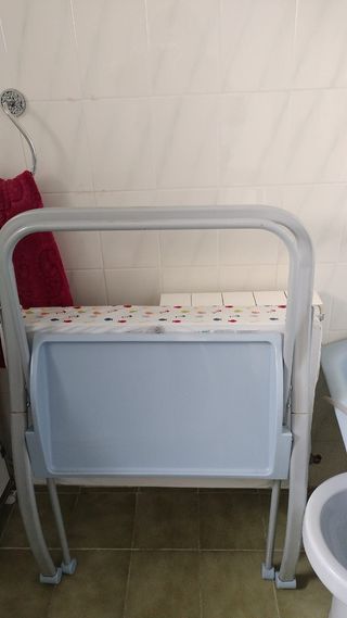 Bañera con cambiador