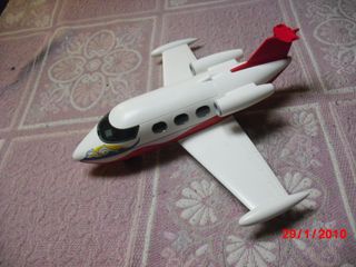 AVIONES A 6€ CADA UNO ,
