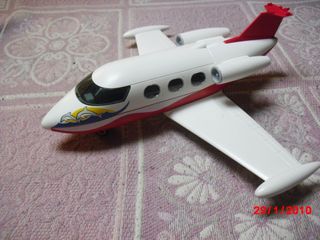 AVIONES A 6€ CADA UNO ,