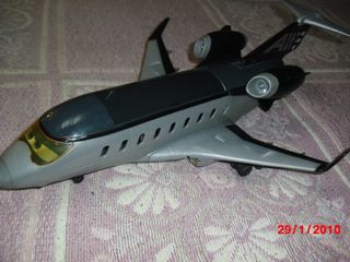 AVIONES A 6€ CADA UNO ,