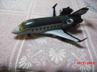 AVIONES A 6€ CADA UNO ,